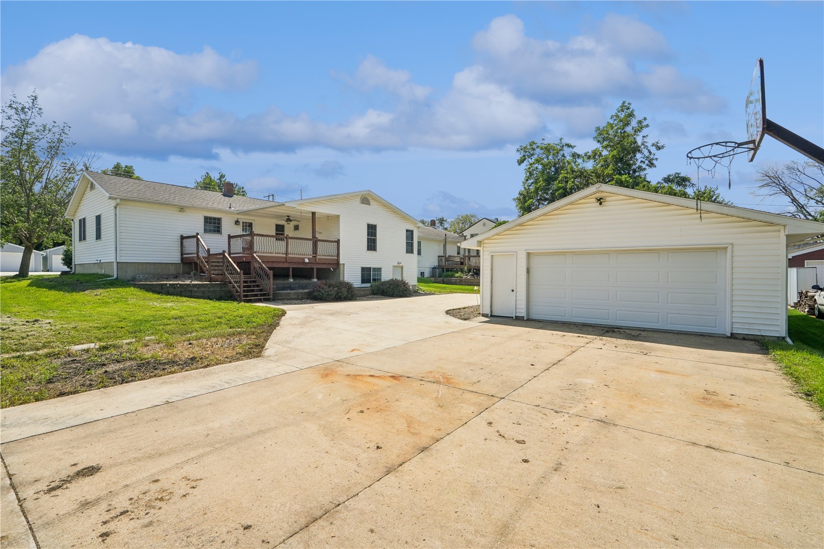 2462 10th Avenue Marion IA 52302