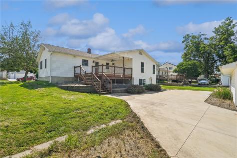 2462 10th Avenue Marion IA 52302