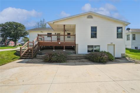 2462 10th Avenue Marion IA 52302