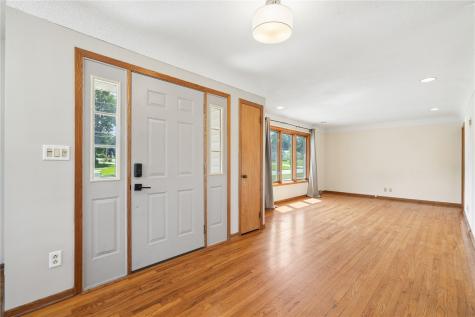2462 10th Avenue Marion IA 52302