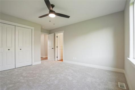 1820 Shady Grove Road SW Cedar Rapids IA 52404