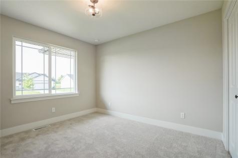 1820 Shady Grove Road SW Cedar Rapids IA 52404