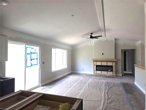 1820 Shady Grove Road SW Cedar Rapids IA 52404
