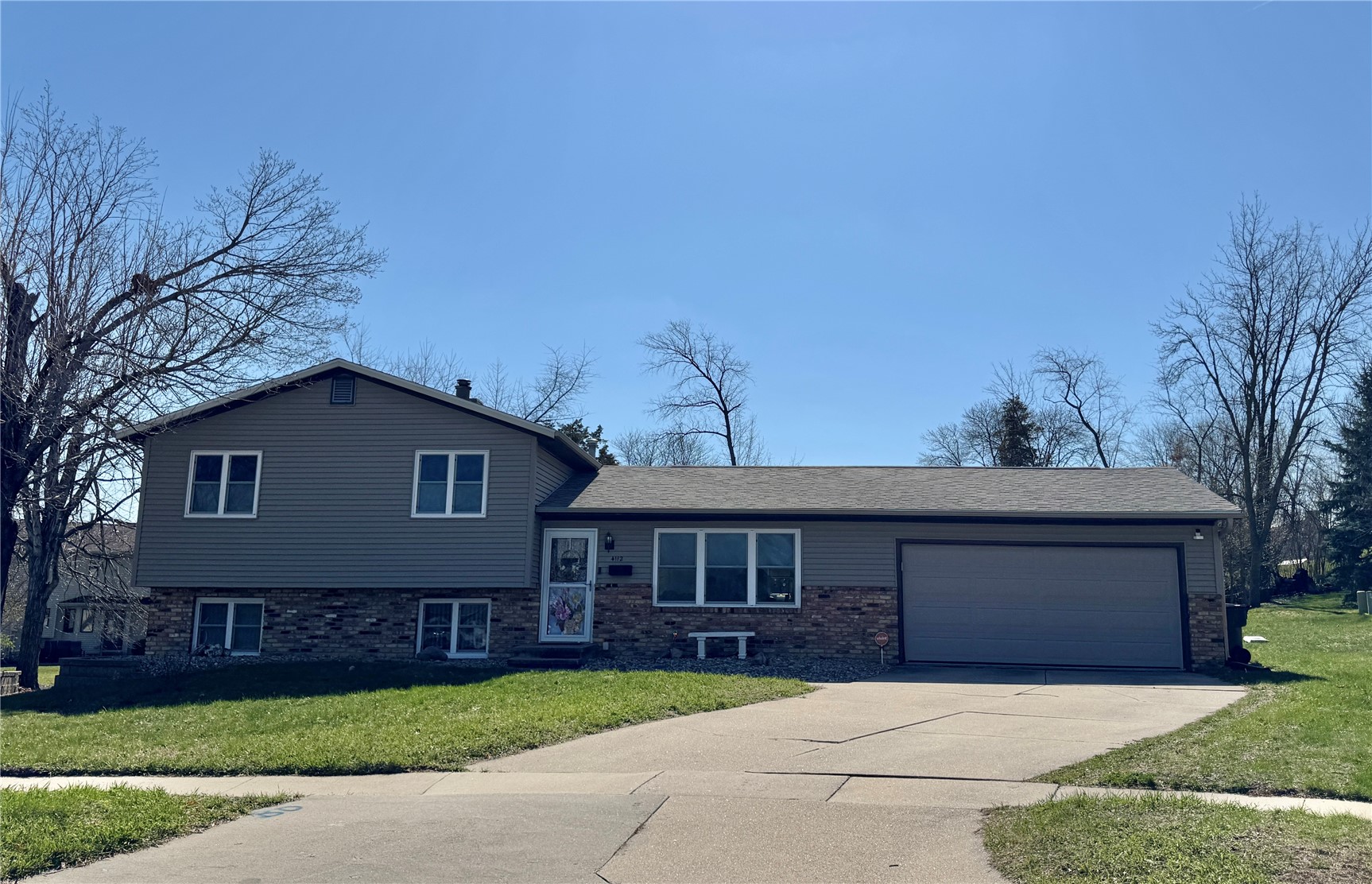 4112 Finch Court NE Cedar Rapids IA 52402
