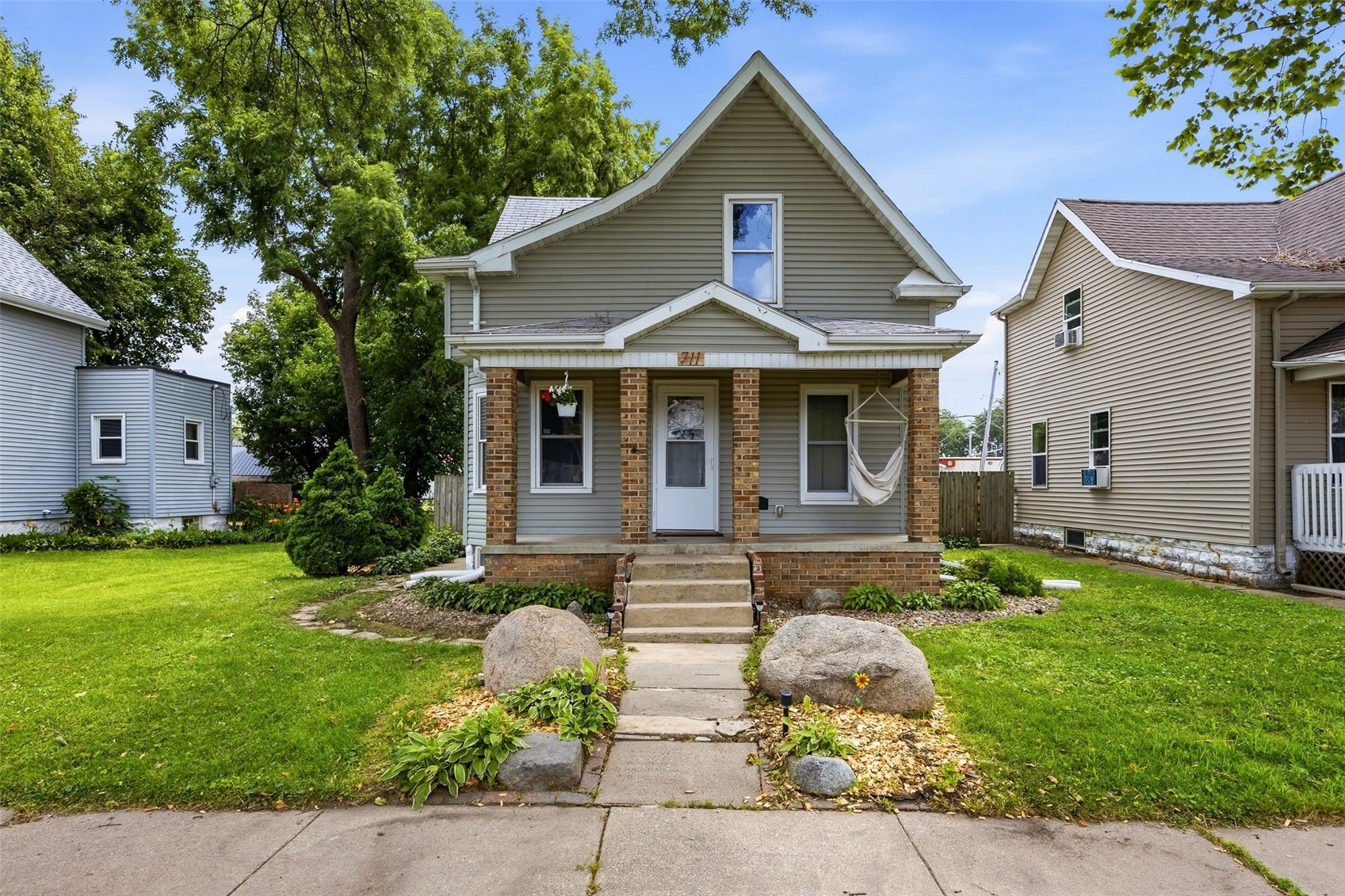 711 7th Street SW Cedar Rapids IA 52404