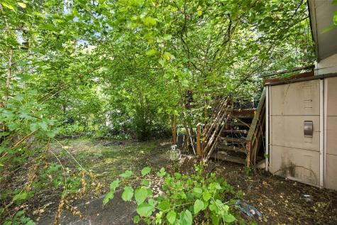 3618 Pine Wood Drive NE Cedar Rapids IA 52402