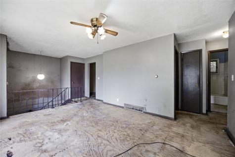 3618 Pine Wood Drive NE Cedar Rapids IA 52402
