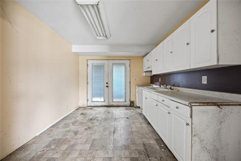 3618 Pine Wood Drive NE Cedar Rapids IA 52402
