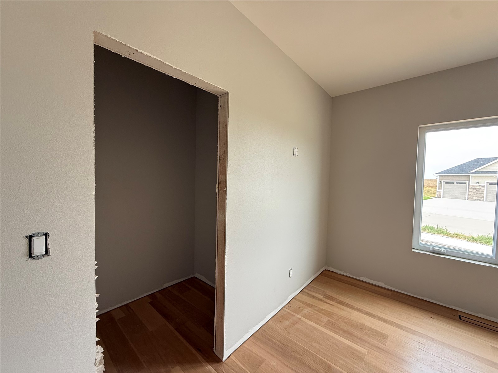 261 Howard Avenue NW Swisher IA 52338