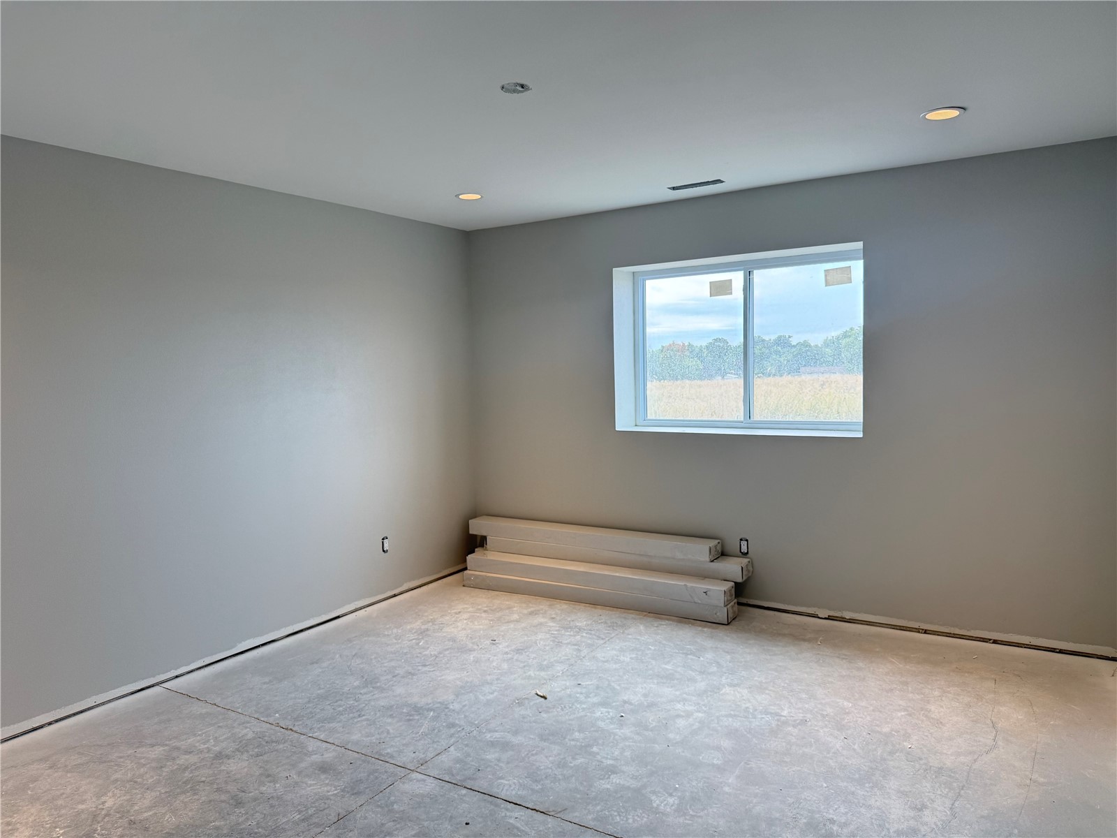 261 Howard Avenue NW Swisher IA 52338