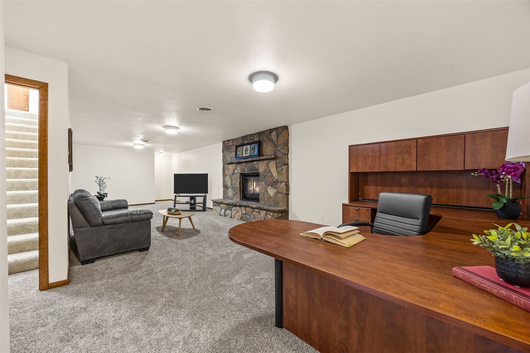 200 Schnoebelen Street Riverside IA 52327