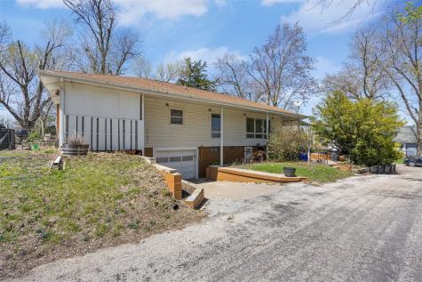1285 30th Street NE Cedar Rapids IA 52402