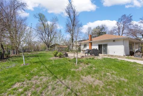 1285 30th Street NE Cedar Rapids IA 52402