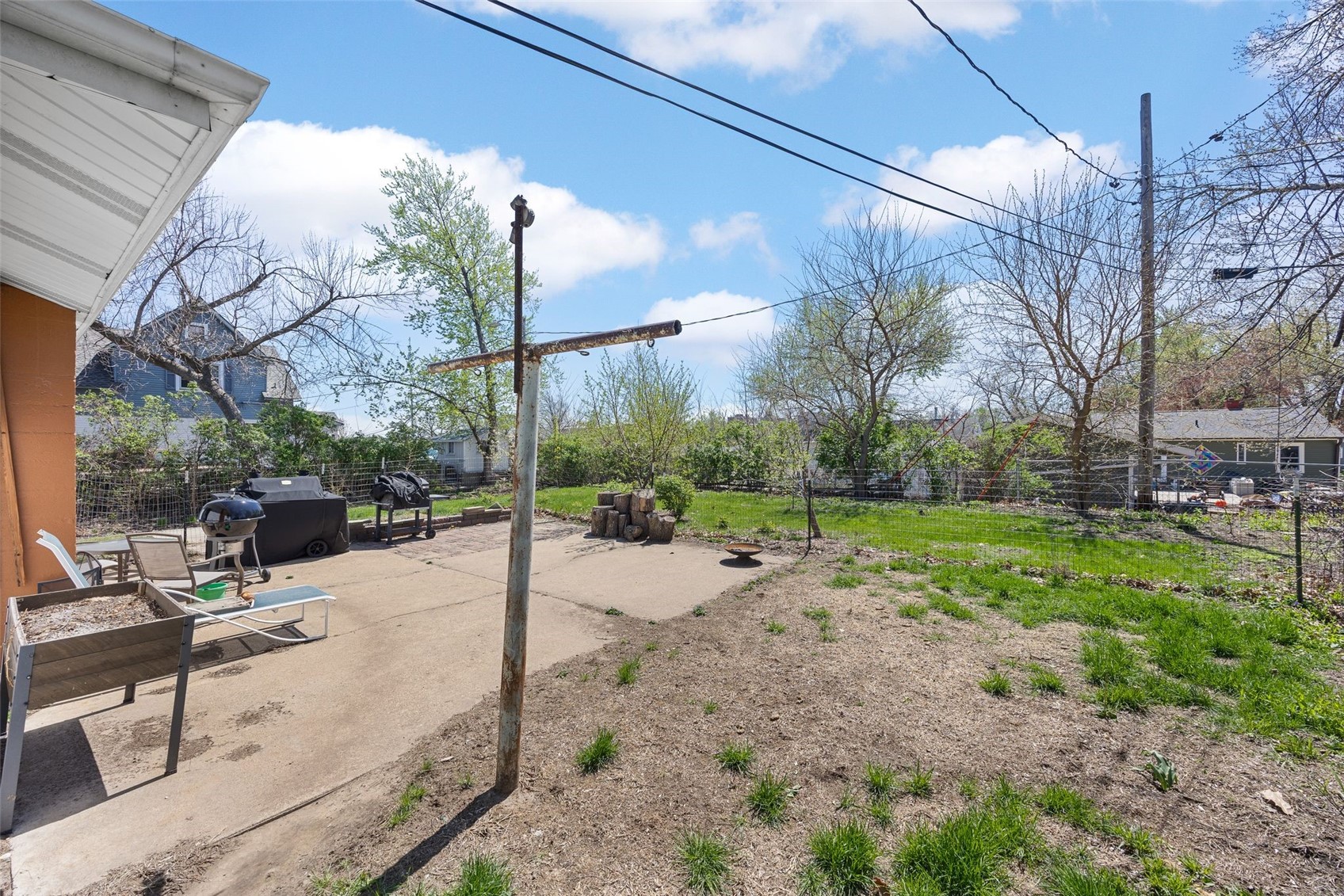1285 30th Street NE Cedar Rapids IA 52402