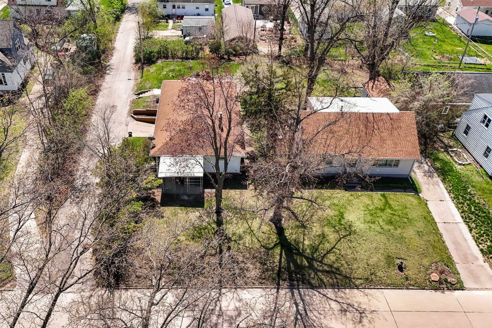 1285 30th Street NE Cedar Rapids IA 52402