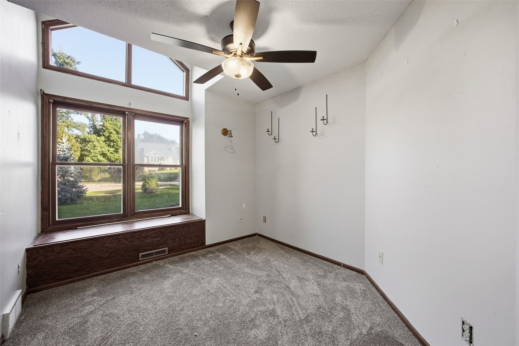 3533 Winterwood Court NE Cedar Rapids IA 52402