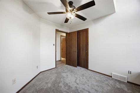 3533 Winterwood Court NE Cedar Rapids IA 52402