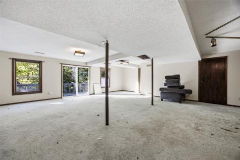 3533 Winterwood Court NE Cedar Rapids IA 52402
