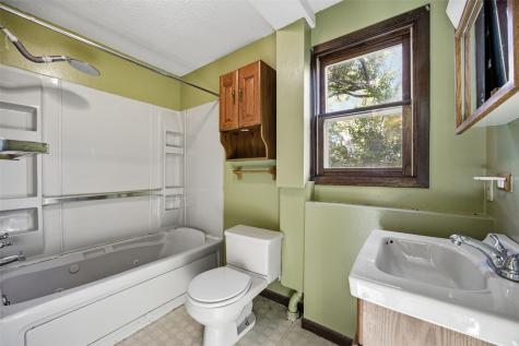 3533 Winterwood Court NE Cedar Rapids IA 52402