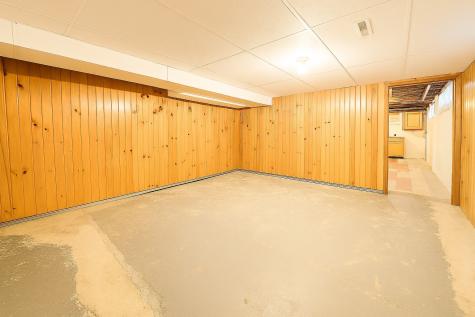 907 Mckinley Avenue Lowden IA 52255