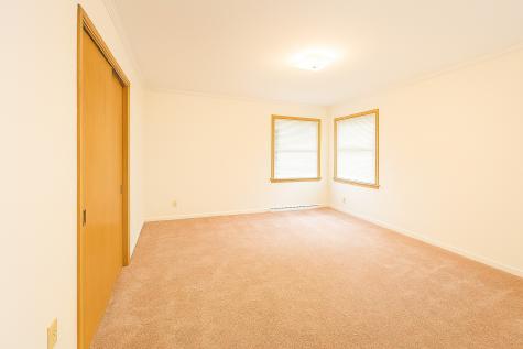 907 Mckinley Avenue Lowden IA 52255