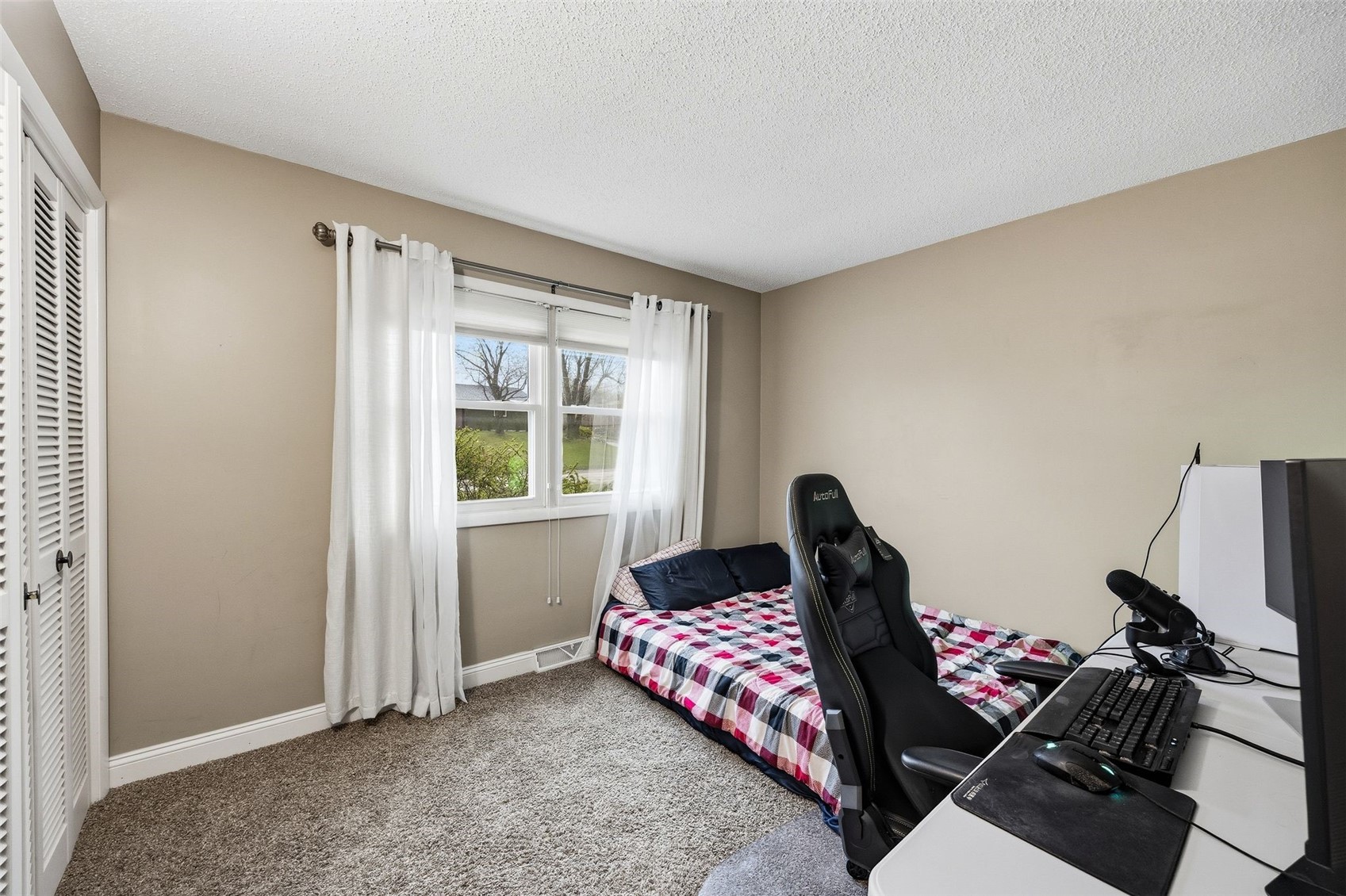 275 34th Street SE Cedar Rapids IA 52403