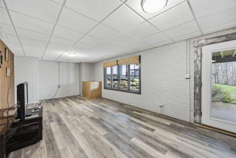 275 34th Street SE Cedar Rapids IA 52403