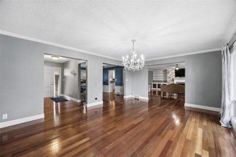 275 34th Street SE Cedar Rapids IA 52403