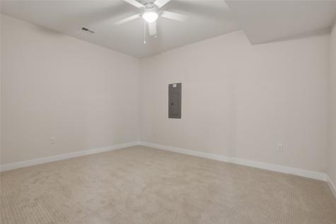 892 Silver Lane Iowa City IA 52245