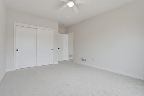 892 Silver Lane Iowa City IA 52245
