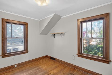 724 N Dodge Street Iowa City IA 52245