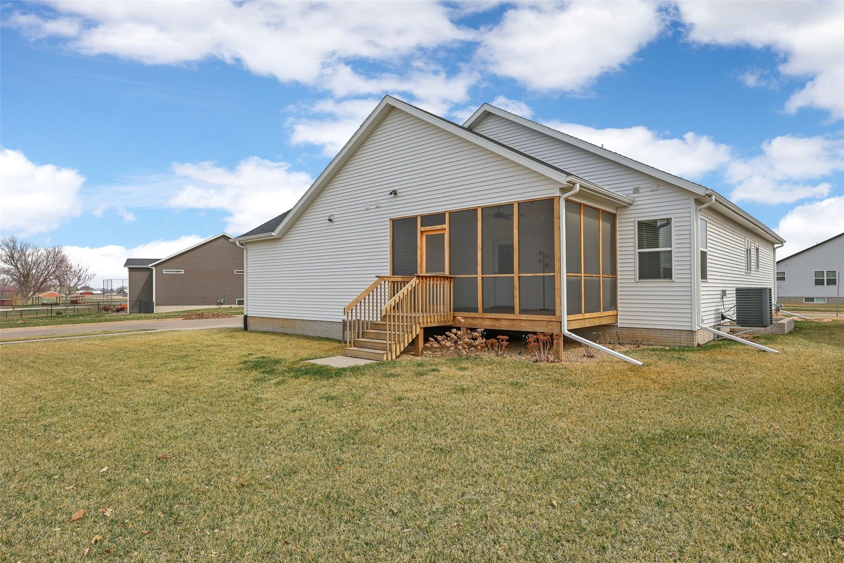 417 Ashton Drive NE Mt Vernon IA 52314