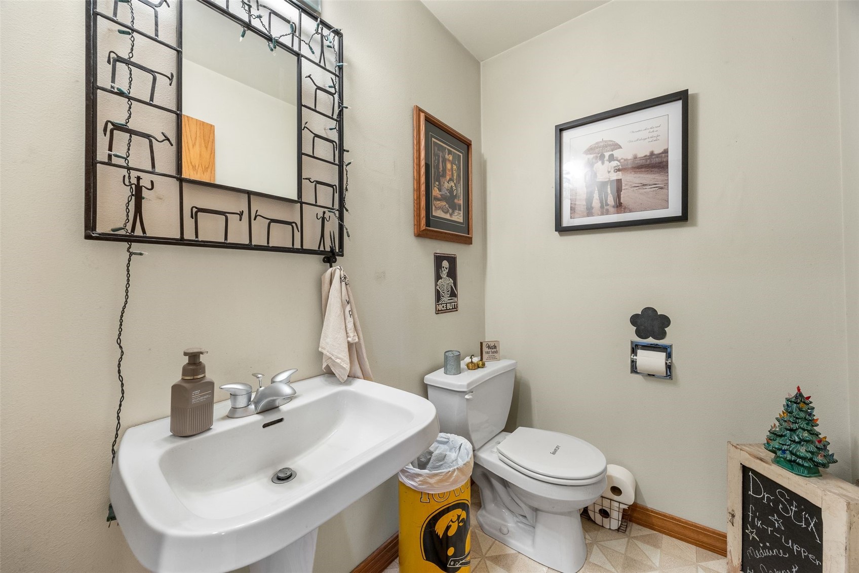 2976 61st Street Lane Vinton IA 52349