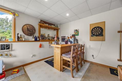 2976 61st Street Lane Vinton IA 52349