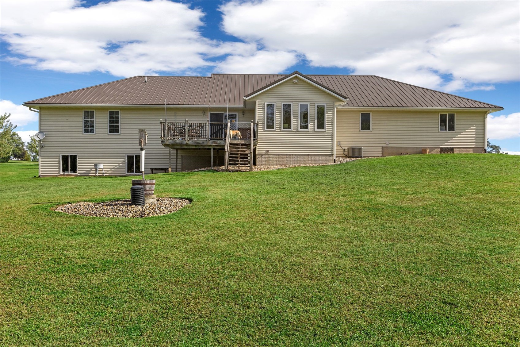 2976 61st Street Lane Vinton IA 52349
