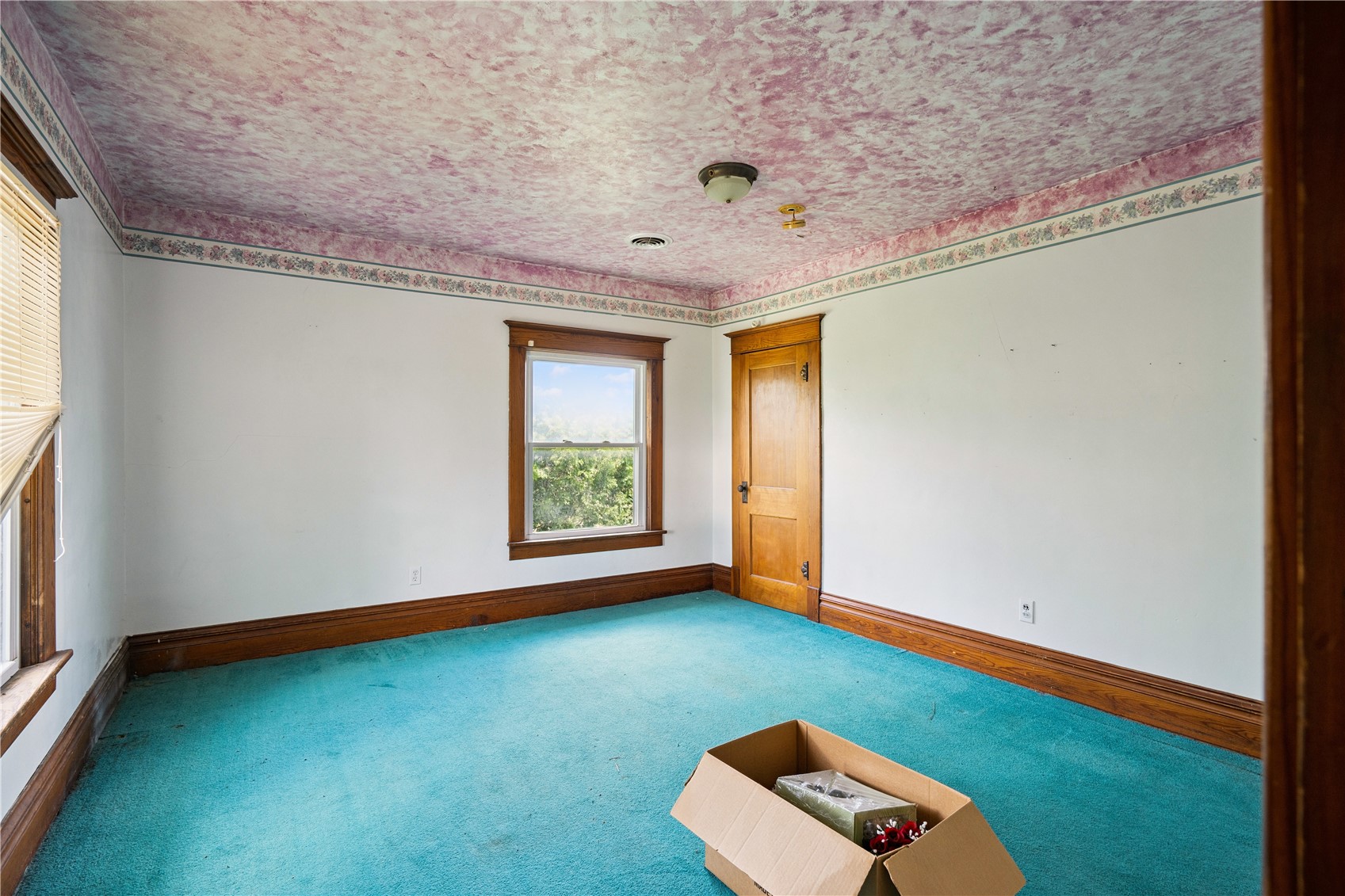 614 Main Street Lowden IA 52255