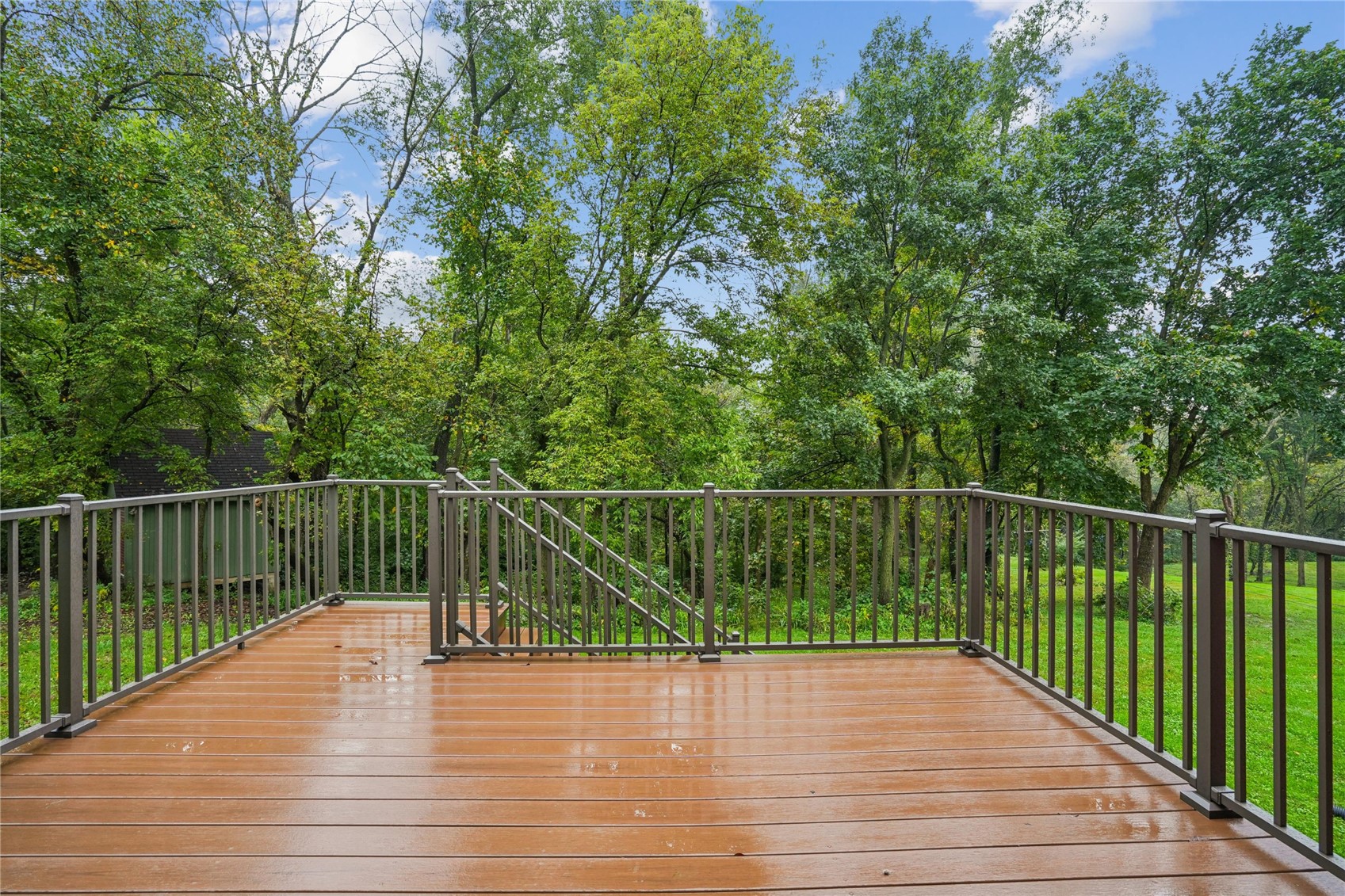 3945 S Spring Street NE Solon IA 52333