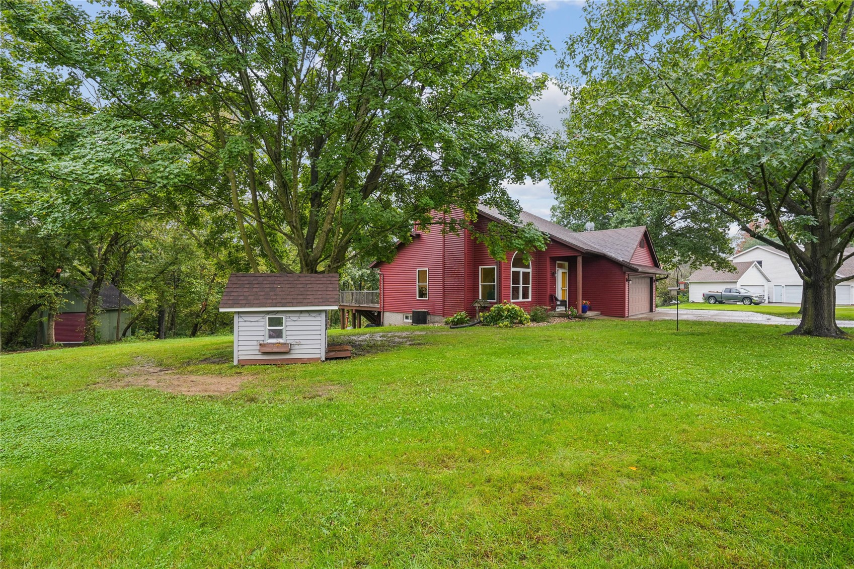 3945 S Spring Street NE Solon IA 52333
