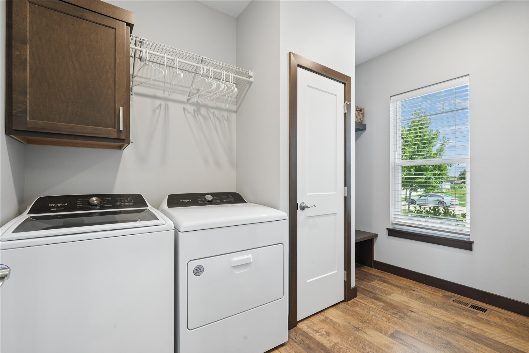 495 Dutch Drive Robins IA 52328
