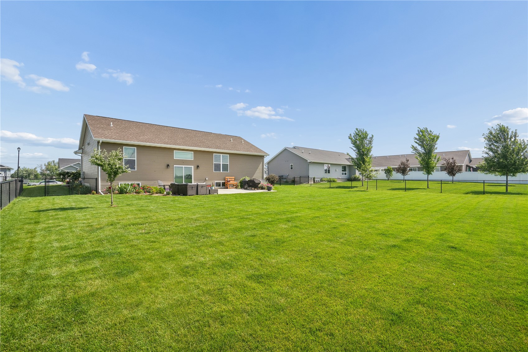 495 Dutch Drive Robins IA 52328