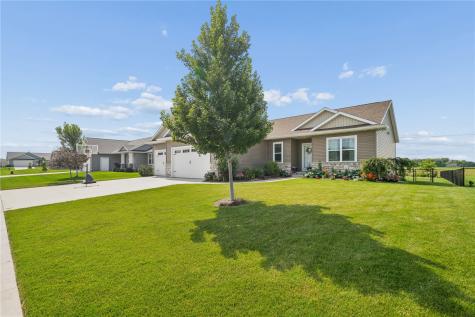 495 Dutch Drive Robins IA 52328