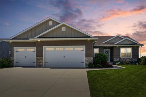 495 Dutch Drive Robins IA 52328