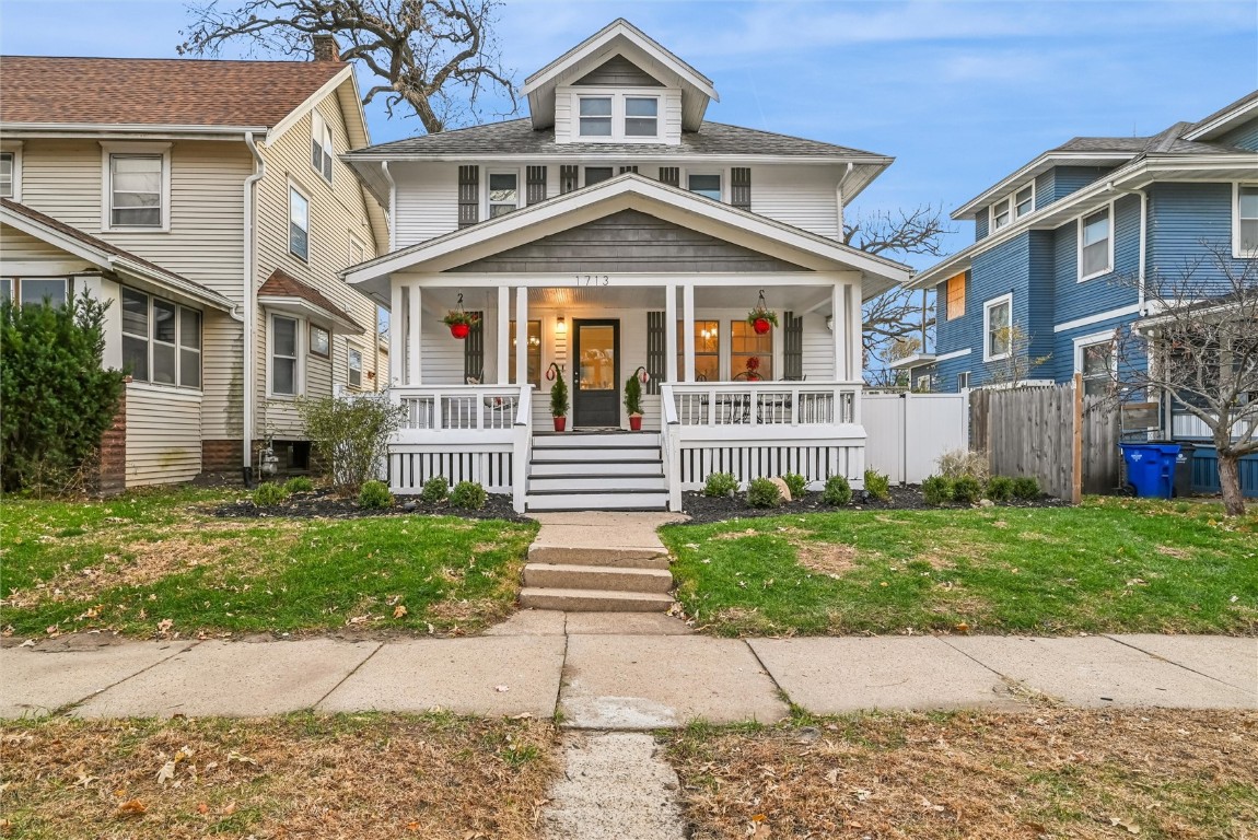 1713 7th Avenue SE Cedar Rapids IA 52403