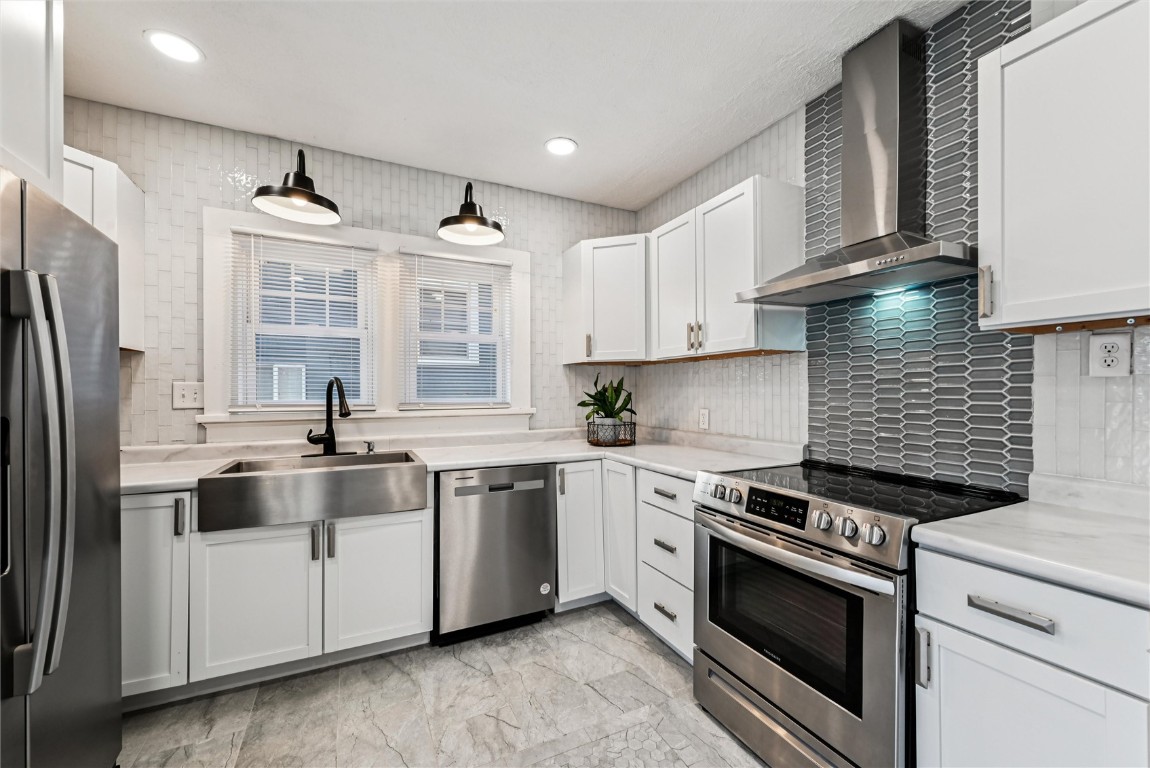1713 7th Avenue SE Cedar Rapids IA 52403