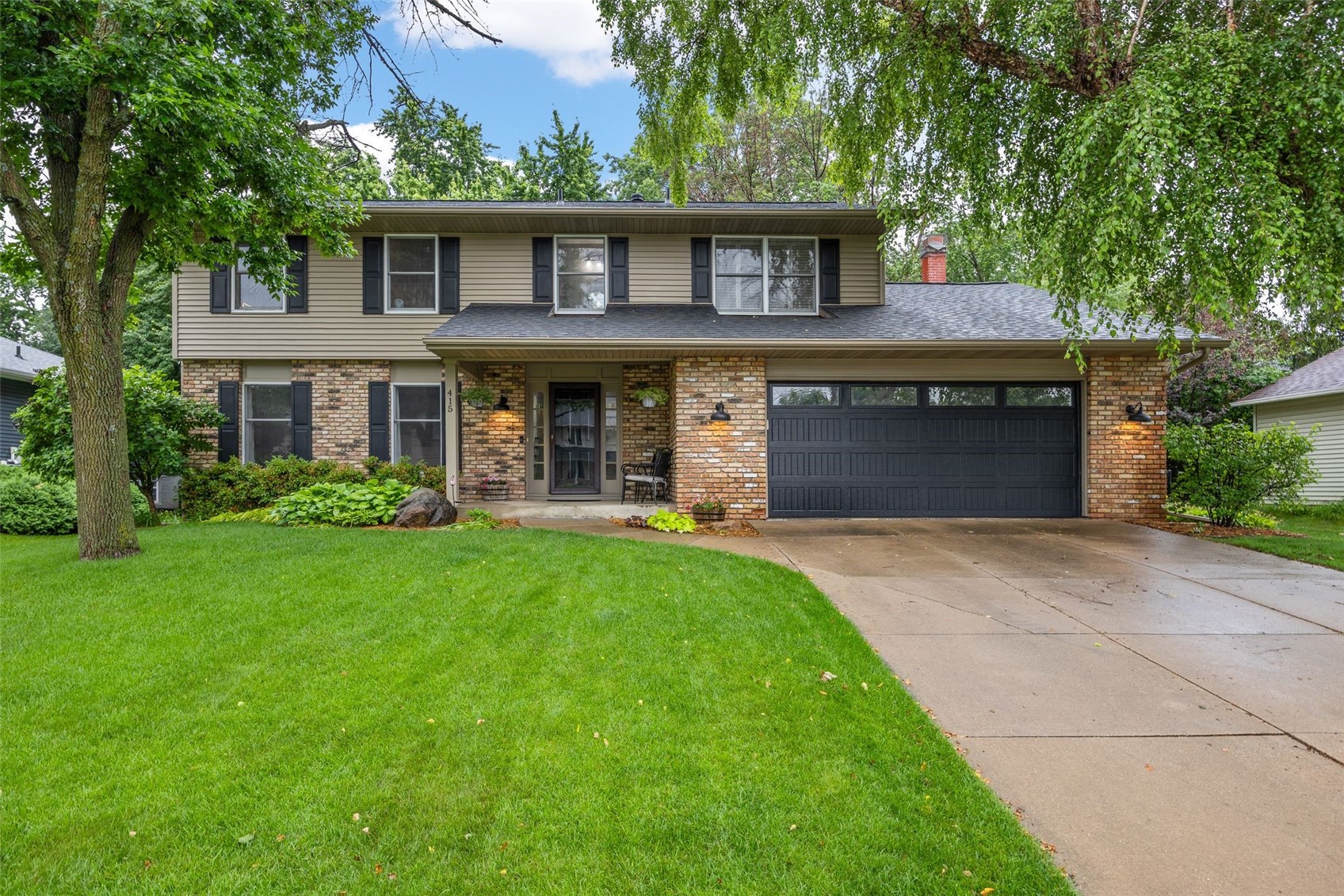415 Wilton Drive NE Cedar Rapids IA 52402