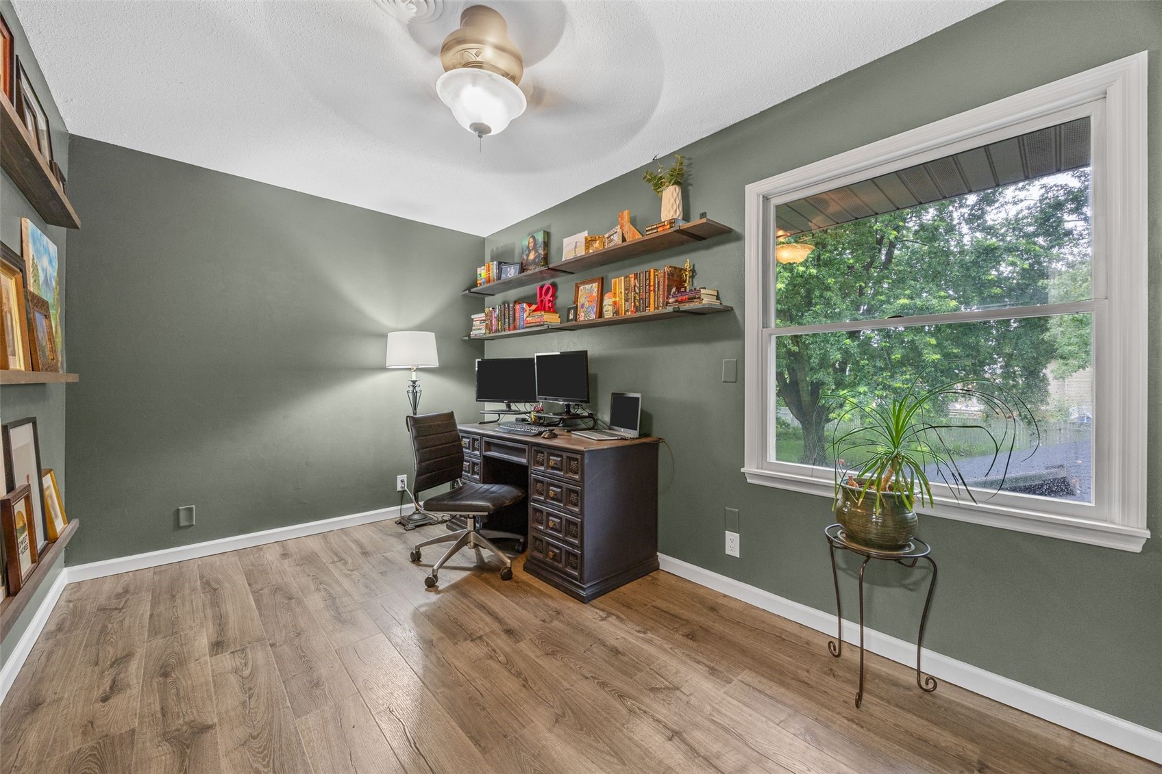 415 Wilton Drive NE Cedar Rapids IA 52402