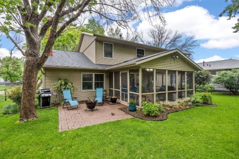 415 Wilton Drive NE Cedar Rapids IA 52402