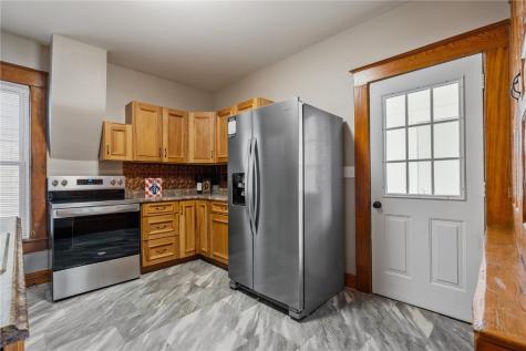 309 W 6th Street Vinton IA 52349