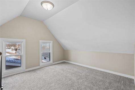309 W 6th Street Vinton IA 52349