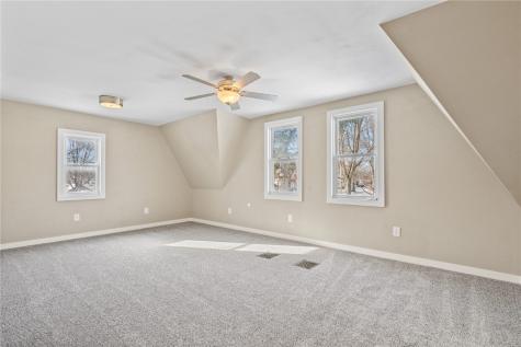 309 W 6th Street Vinton IA 52349